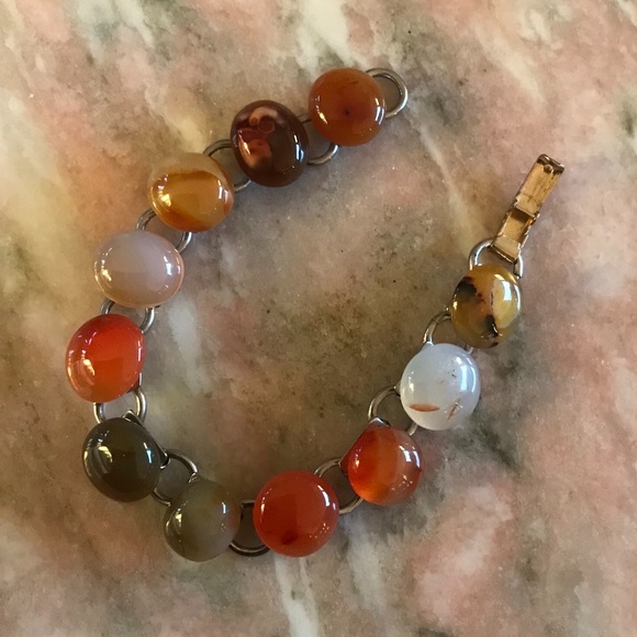 Very pretty agates in a bracelet - Picture 1 of 3